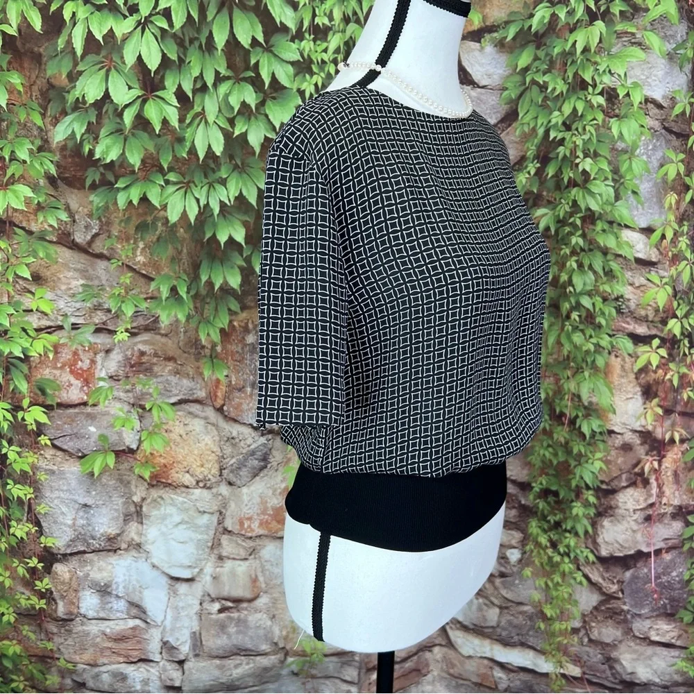 THEORY Black and White Geometric Print Quiet Luxury Blouse, S - Picture 8 of 10